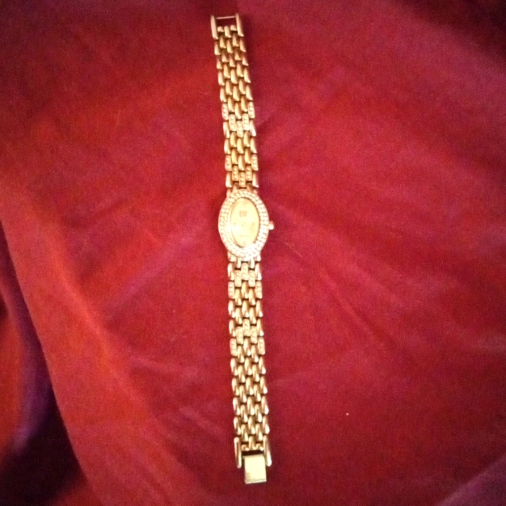 Elizabeth Taylor White Diamonds Collection